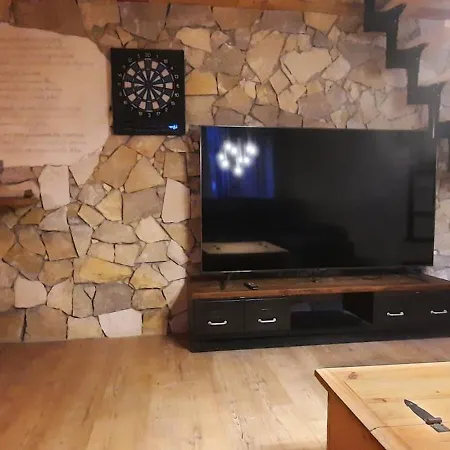 Maison 2 A *